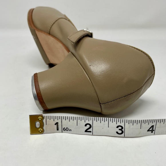 Capezio Beige Leather Mary Jane Tap Shoes - Picture 15 of 16
